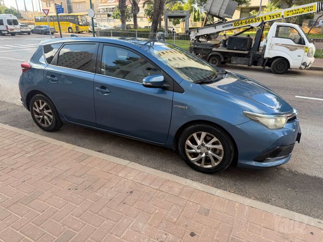טויוטה אוריס
