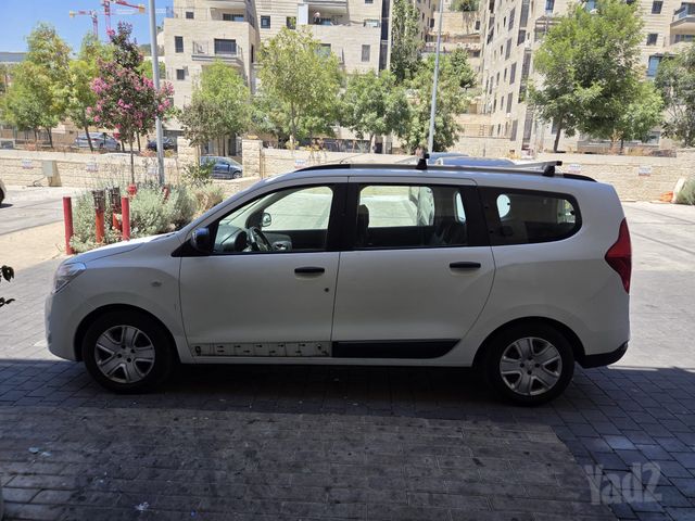 דאצ'יה לודג'י