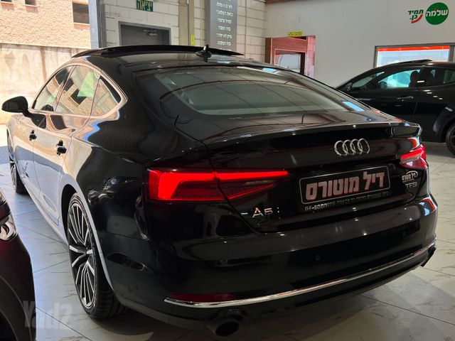 אאודי A5