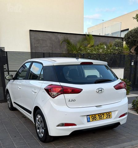 יונדאי i20