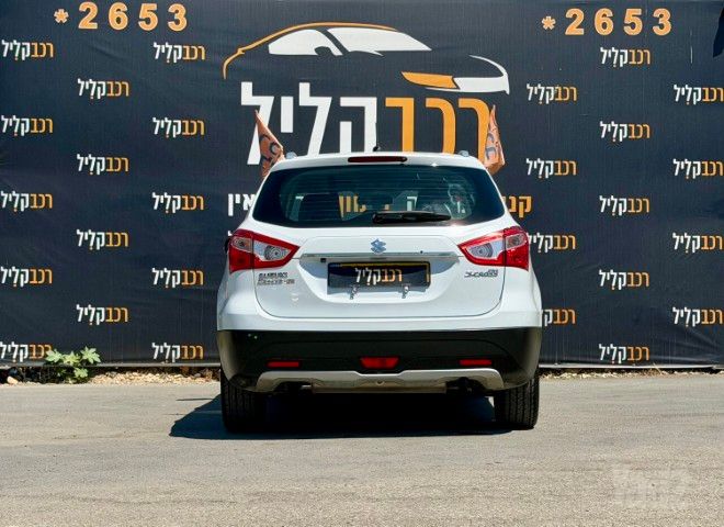 סוזוקי קרוסאובר