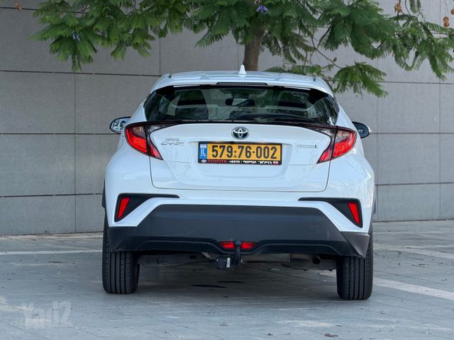 טויוטה C-HR