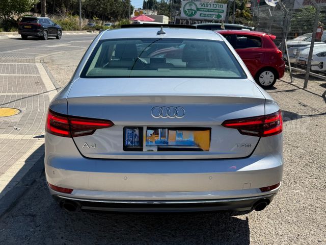 אאודי A4