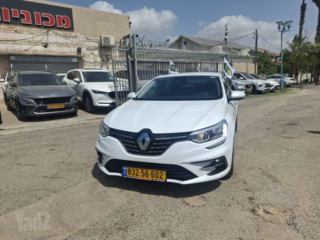 רנו מגאן