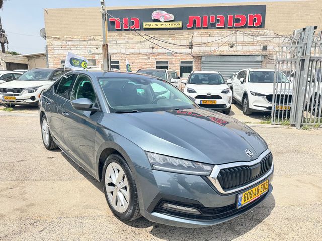 סקודה אוקטביה