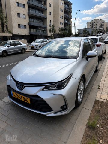 מודעת רכב טויוטה קורולה