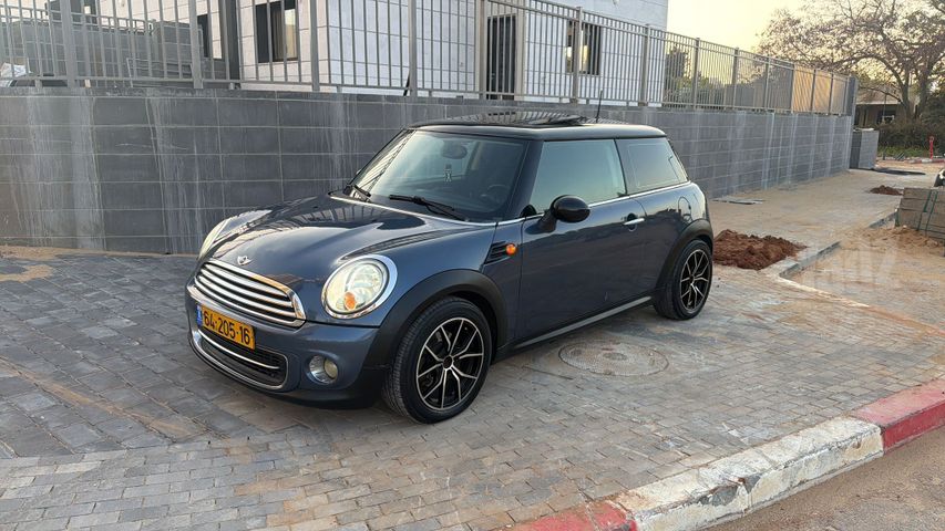 מודעת רכב מיני קופר