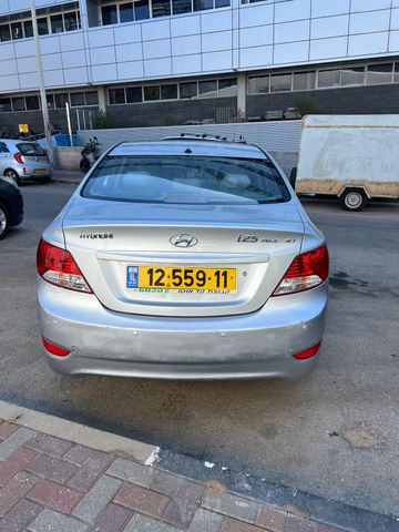 יונדאי אקסנט i25