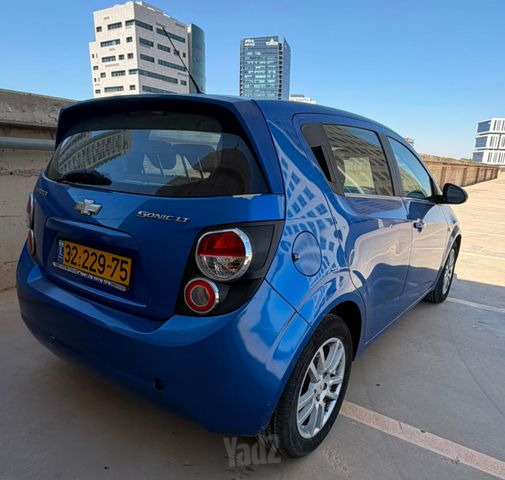 מודעת רכב שברולט סוניק