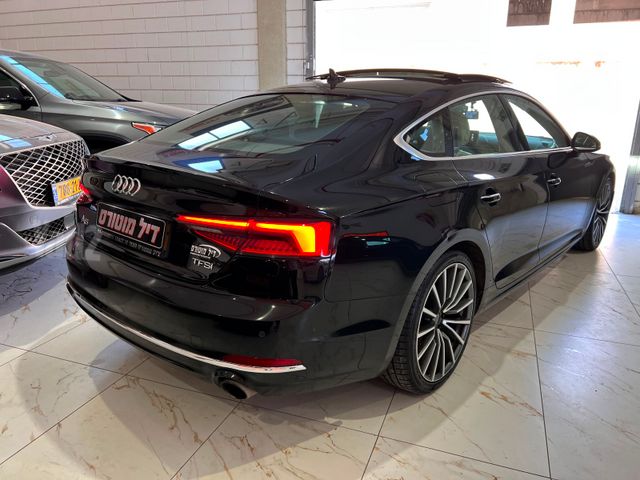 אאודי A5
