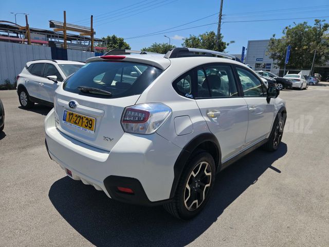 סובארו XV