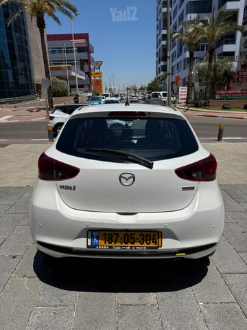 מודעת רכב מאזדה 2 2