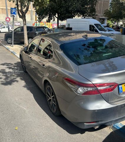 טויוטה קאמרי
