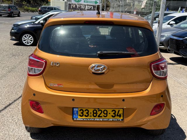 יונדאי i10
