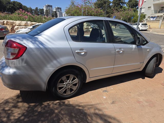 סוזוקי SX4