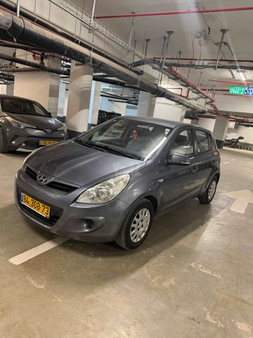 יונדאי i20