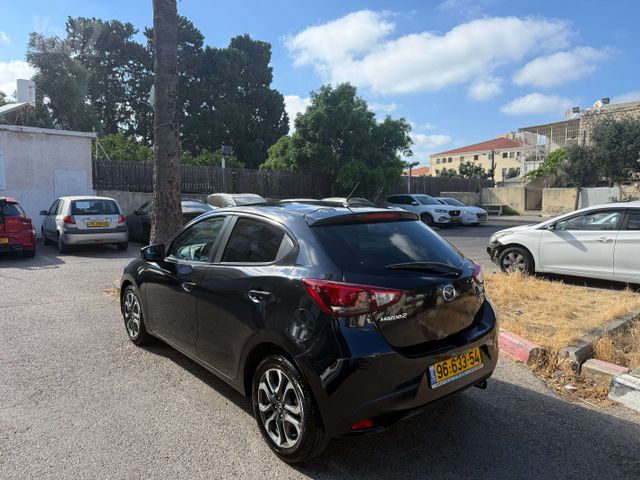 מאזדה 2