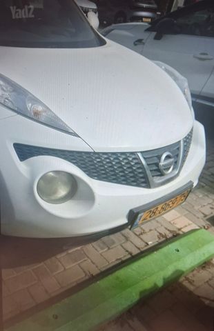 מודעת רכב ניסאן ג'וק