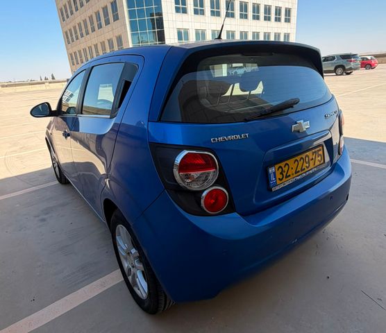 שברולט סוניק