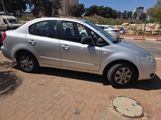 סוזוקי SX4