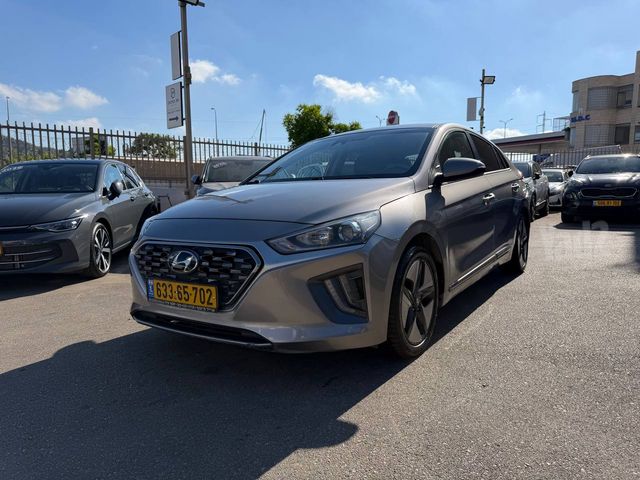 יונדאי איוניק