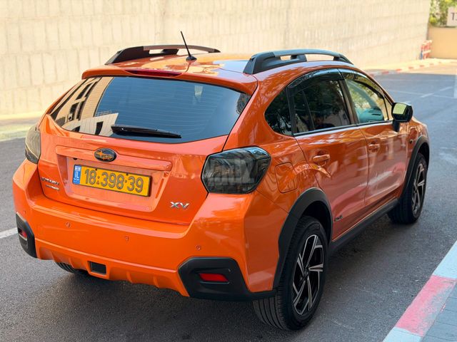 סובארו XV
