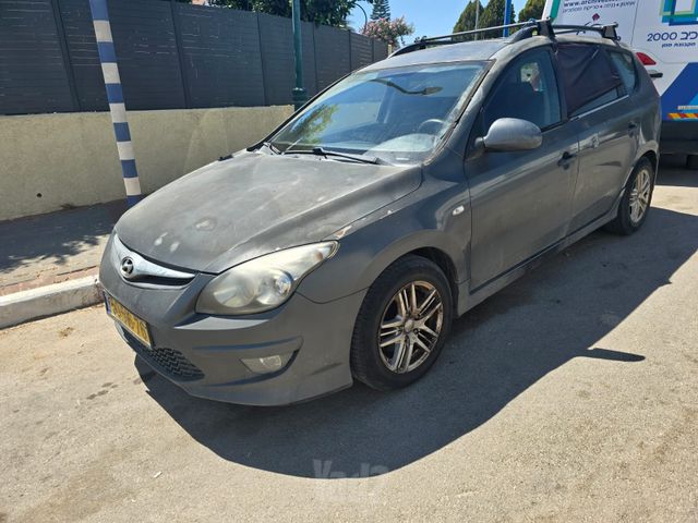 יונדאי i30
