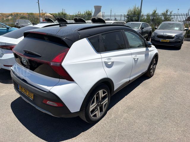 יונדאי באיון