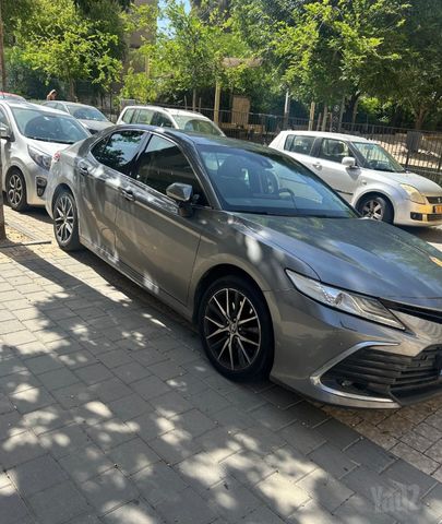מודעת רכב טויוטה קאמרי