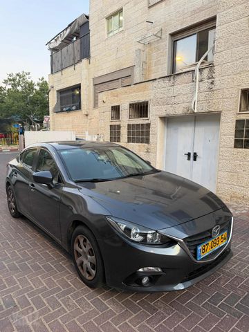 מאזדה 3