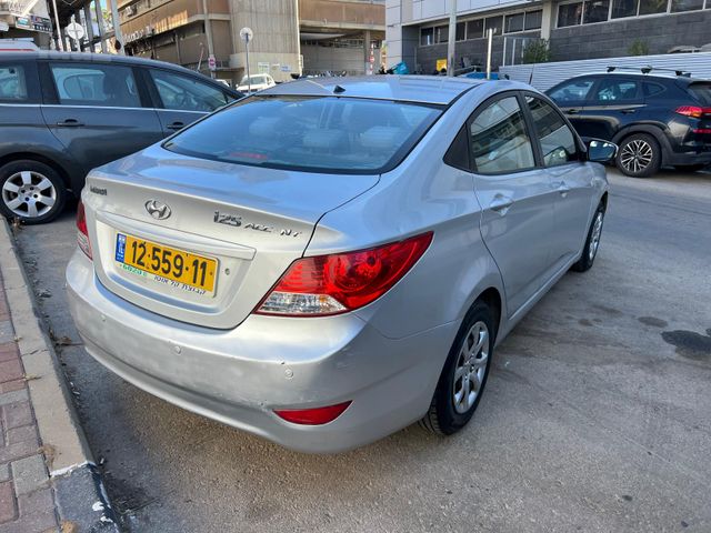 יונדאי אקסנט i25