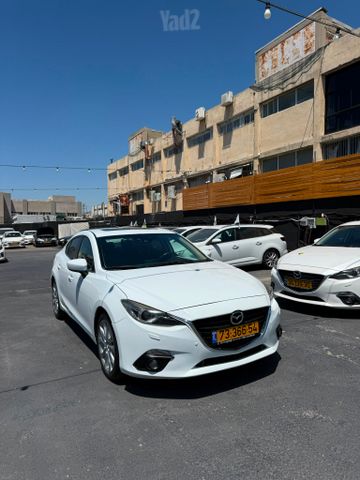 מאזדה 3