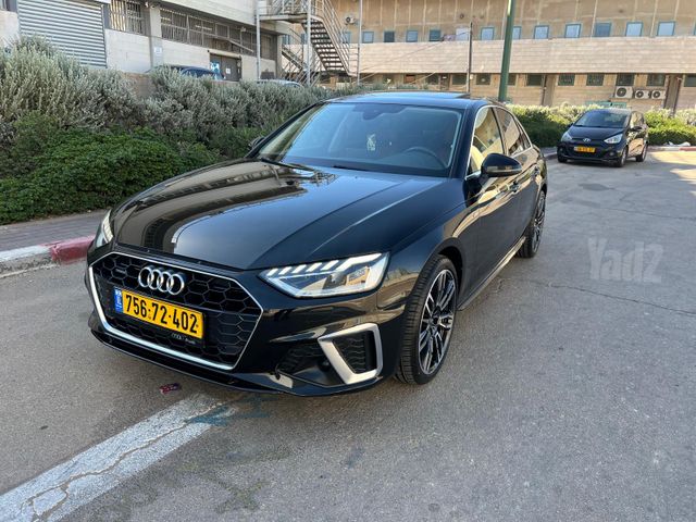 מודעת רכב אאודי A4