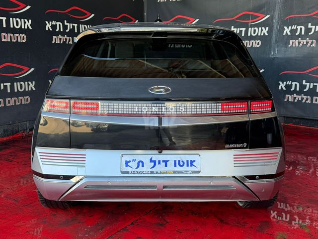 יונדאי איוניק 5