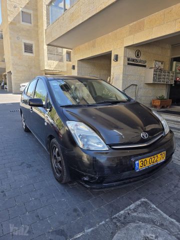 טויוטה פריוס