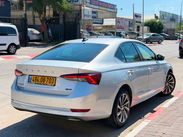 סקודה אוקטביה
