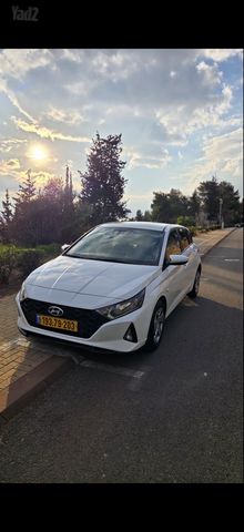 יונדאי i20