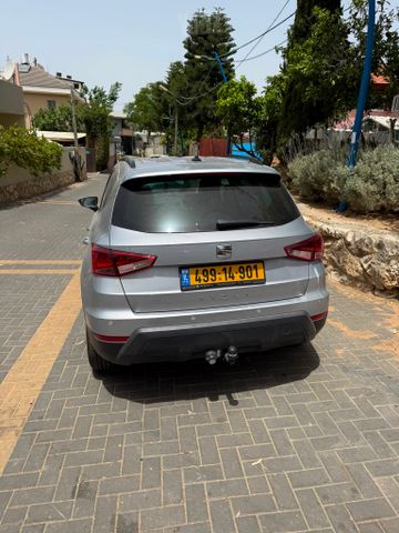 סיאט ארונה