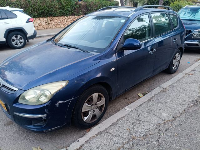 יונדאי i30