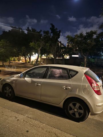 יונדאי i30