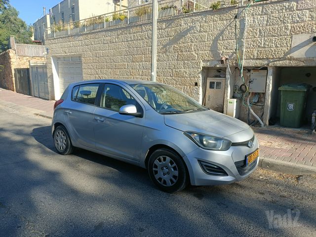 יונדאי i20