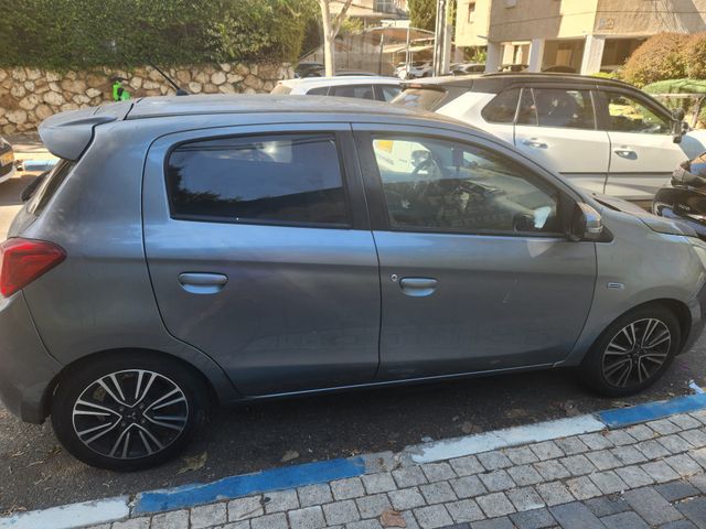 מיצובישי ספייס סטאר