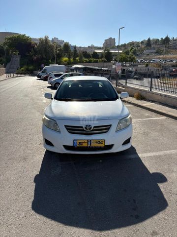 טויוטה קורולה