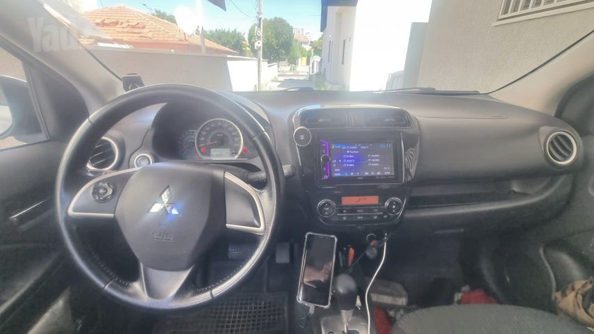 מיצובישי אטראז'