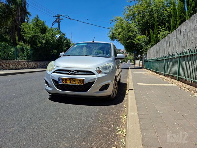 יונדאי i10