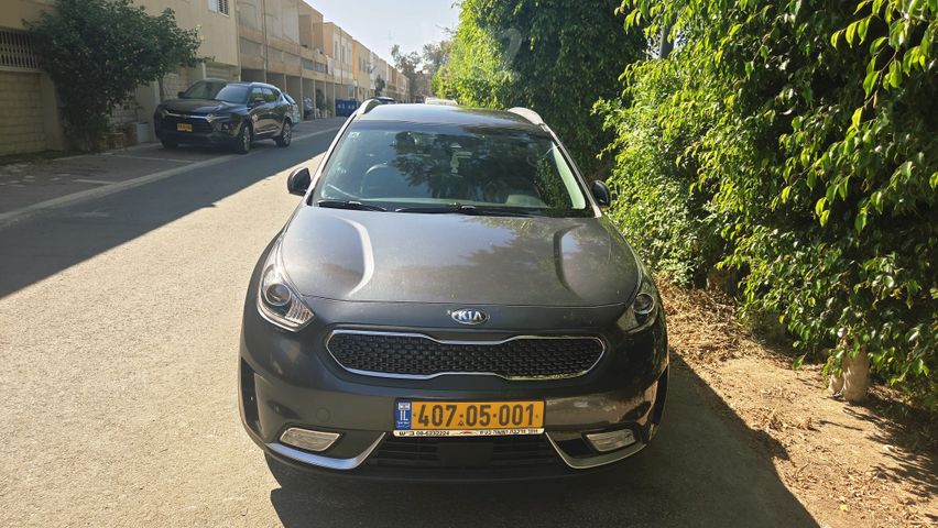 קיה נירו