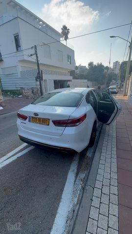 מודעת רכב קיה אופטימה