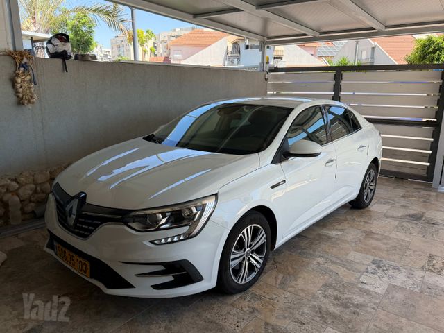 רנו מגאן