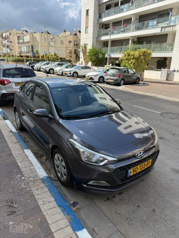 מודעת רכב יונדאי i20