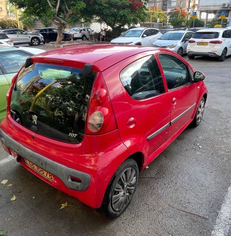 פיג'ו 107